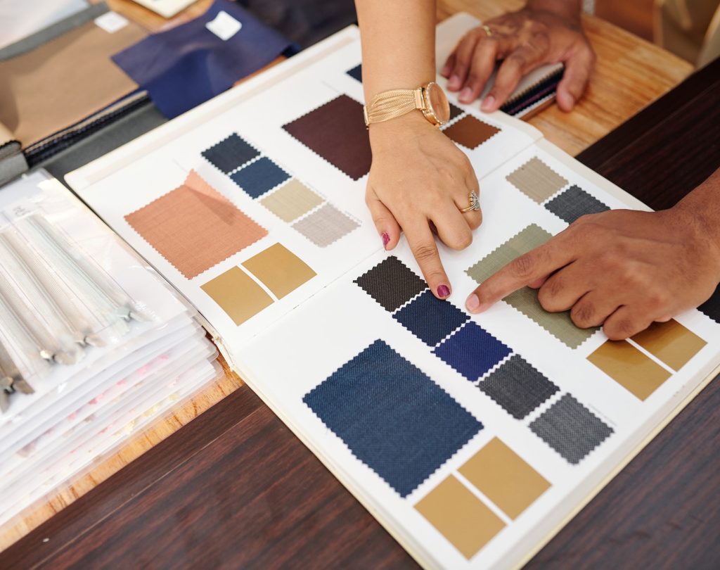 choosing-fabric-from-catalog